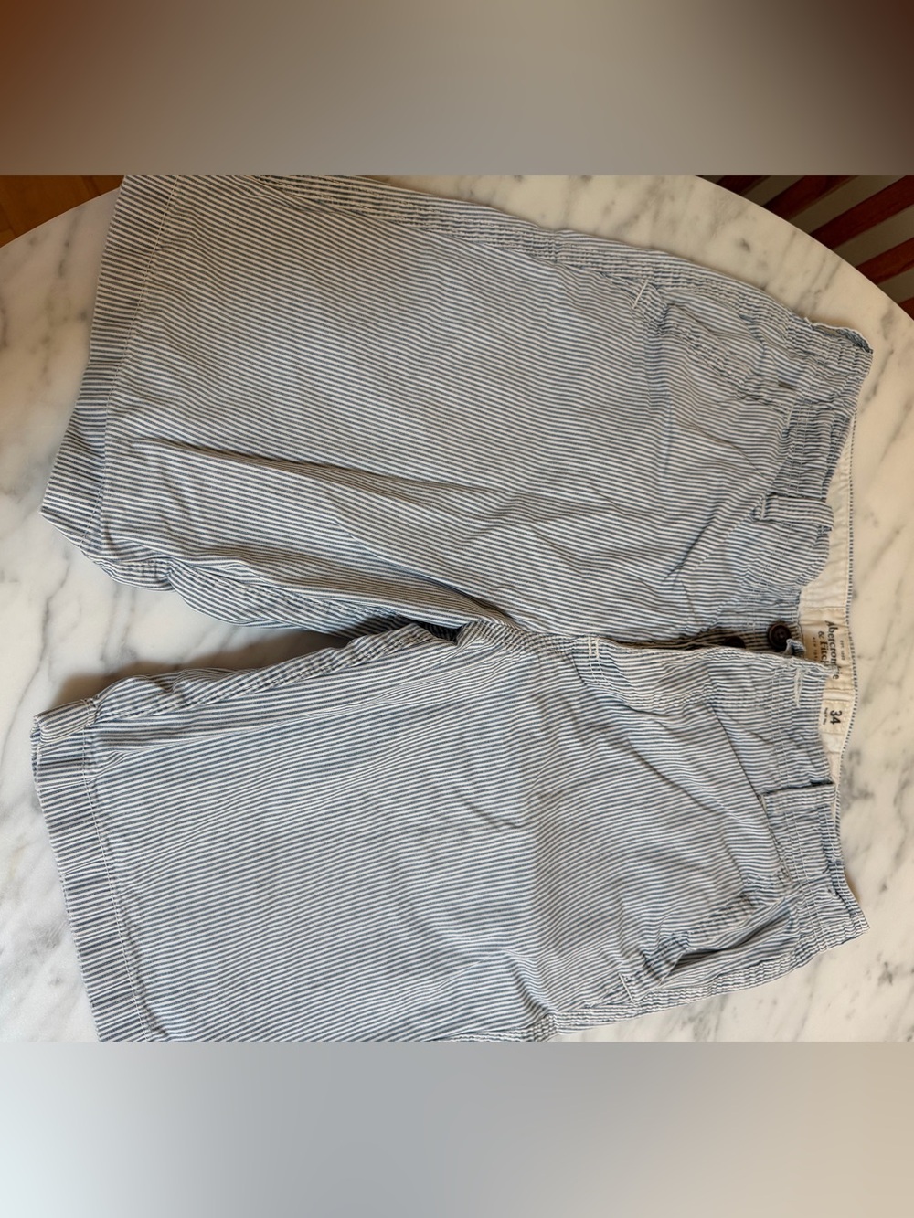 Abercrombie & Fitch Men's Blue and White Seersucker Flat Front Shorts